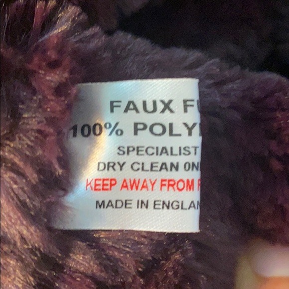 Helene Berman - Faux Fur Purple Infinity Scarf - Picture 4 of 6